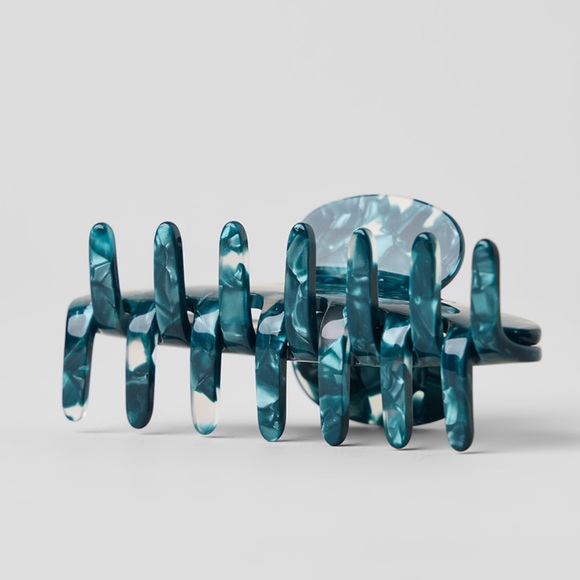 NWT Alo Yoga 90’s Claw Clip Ivy Garden - Picture 4 of 4